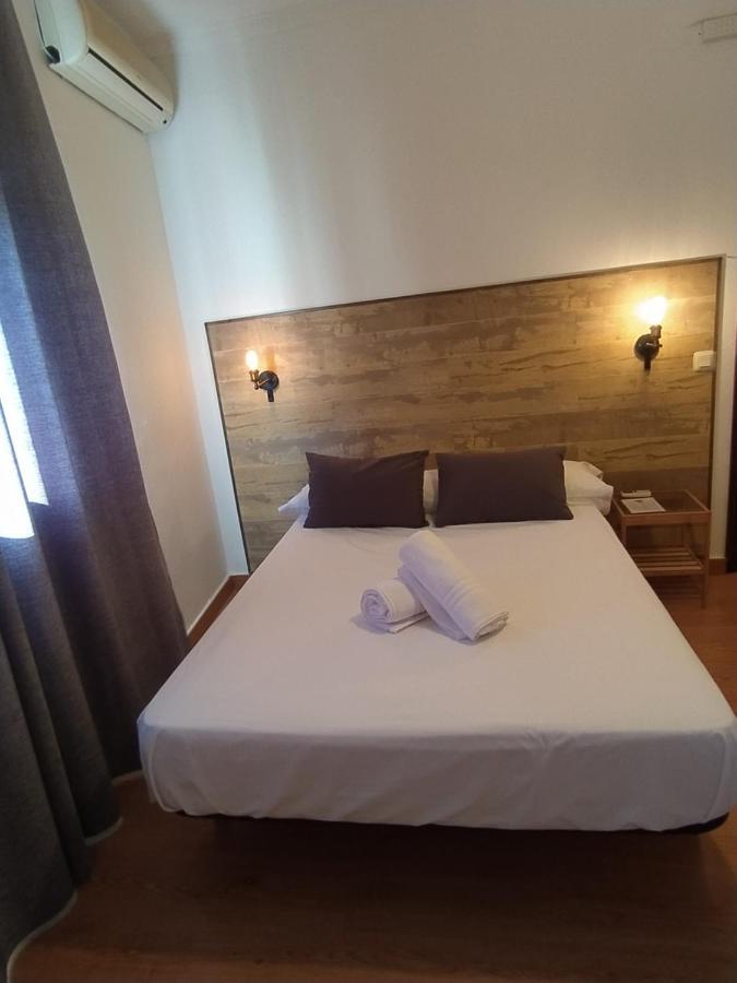 Hostal El Pinar Монтекорто Экстерьер фото
